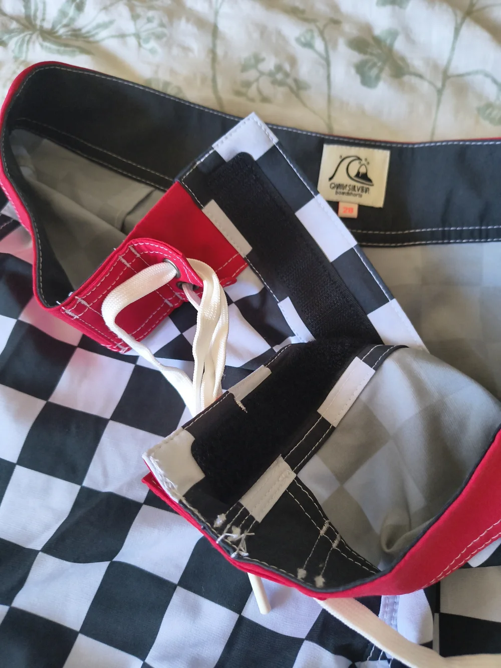 Quiksilver Checkerboard Board Shorts NWT Size 28 Black White Checkered Surf Swim